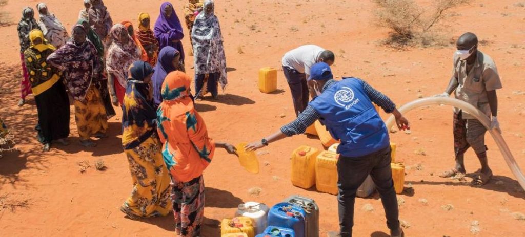 The UN delivers water to arid areas of Somalia. Photo: un.org
