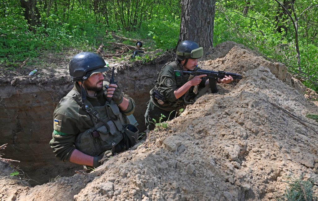 Ukrainian militants. Photo: Getty Images