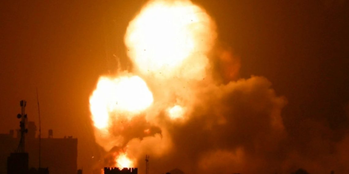 The Israeli Air Force attacked a weapons manufacturing site in Gaza