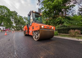 There are plans to repair more than 4.7 thousand of the road network facilities in Russia in 2022