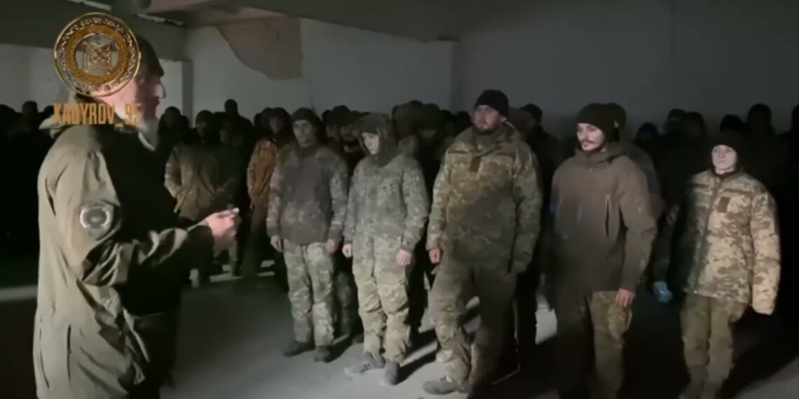 Adam Delimkhanov talks with soldiers of the 36th Regiment of the Armed Forces of Ukraine