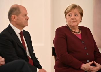 Olaf Scholz and Angela Merkel. Image: stern.de