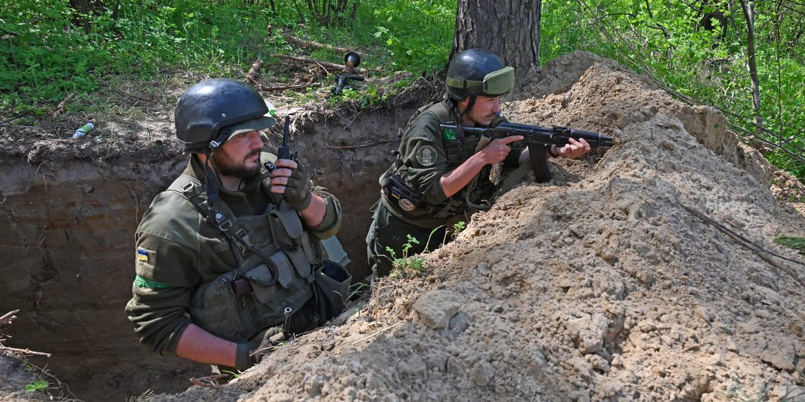 Ukrainian militants. Photo: Getty Images