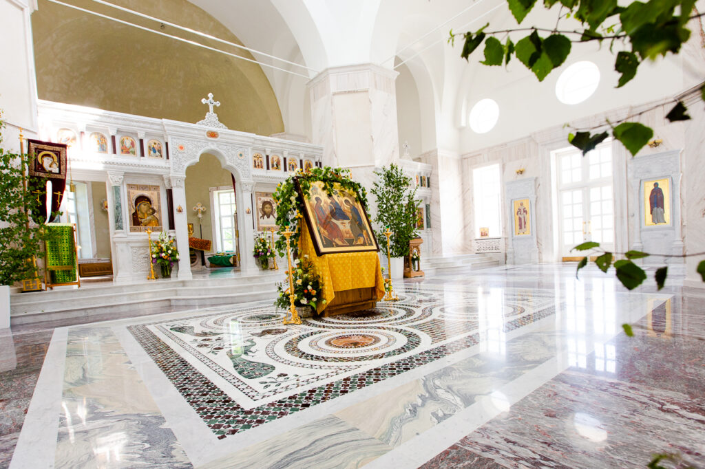 Church of St. Basil the Great in the village of Zaitsevo