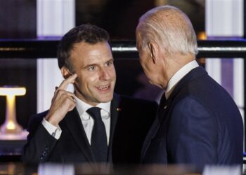 Emmanuel Macron and Joe Biden. Image: euractiv.com