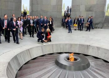 Macron marks 110th anniversary of Armenian Genocide with call for truth and remembrance