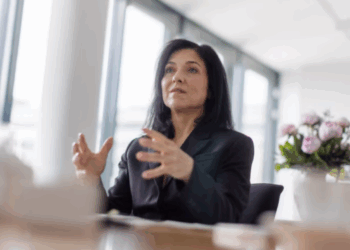 China’s Lhasa destroyer enters next-gen warfare era with airborne radar integration