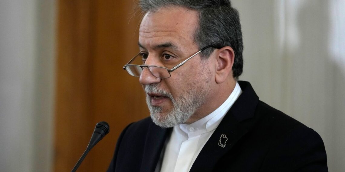 Iran signals end to retaliatory strikes as foreign minister thanks armed forces