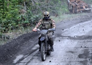 US-China trade talks in London end in silence, fuelling uncertainty over global supply chains