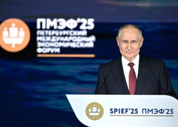 “The old rules are over”: Putin calls for end to Western dominance in global economy