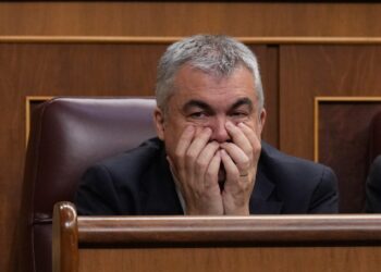 Gulf oil giants rein in dealmaking as falling prices force rethink