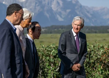 World’s top central bankers warn of demographic crisis