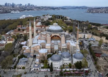 Turkey begins nationwide construction of bomb shelters amid regional security concerns