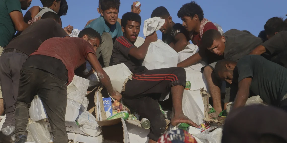 Netanyahu signals possible escalation in Gaza as Israeli ex-security chiefs call for war’s end