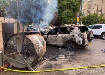 Israeli protesters set fires near Netanyahu’s residence amid demands for captive exchange with Hamas