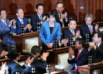 Deutsche Bank and hedge fund Carronade move to block $10bn restructuring of Ardagh Group