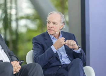 Ray Dalio urges investors to hold up to 15% of portfolios in gold as prices hit record highs