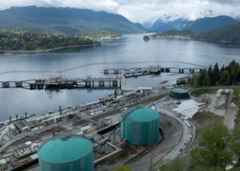 Canada advances major west-coast pipeline to cut reliance on US market