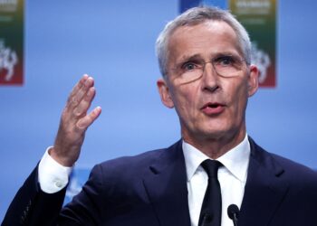 Norway suspends ethical investment rules to prevent $2.1tn oil fund from forced sell-off of U.S. tech giants