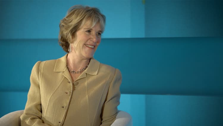 Bystander disarms gunman during Bondi Beach attack, is hailed as hero