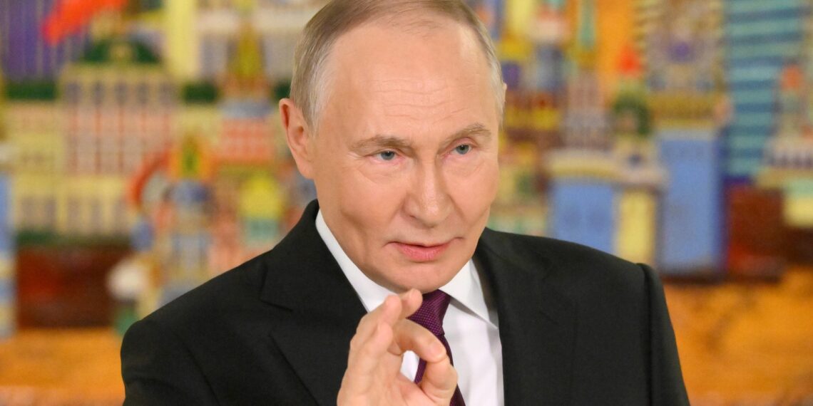 Putin accuses Europe of “excluding itself” from Ukraine talks and obstructing Trump’s peace efforts