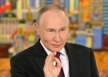 Putin accuses Europe of “excluding itself” from Ukraine talks and obstructing Trump’s peace efforts