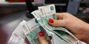 Russia’s war-driven rebound loses momentum in 2025