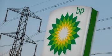 BP suspends share buybacks as oil price slump weighs on profits