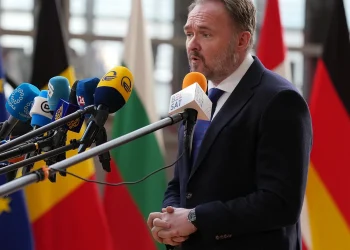 “Turn to the East” cannot replace Europe for Russia — expert