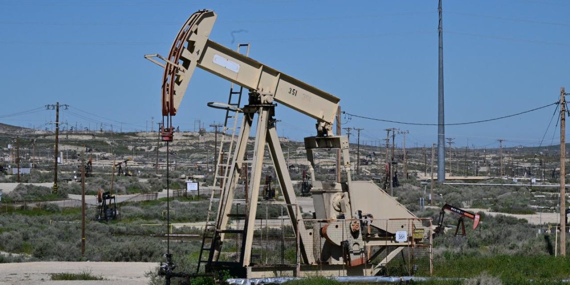 Oil prices hit three-year high as Hormuz tensions persist