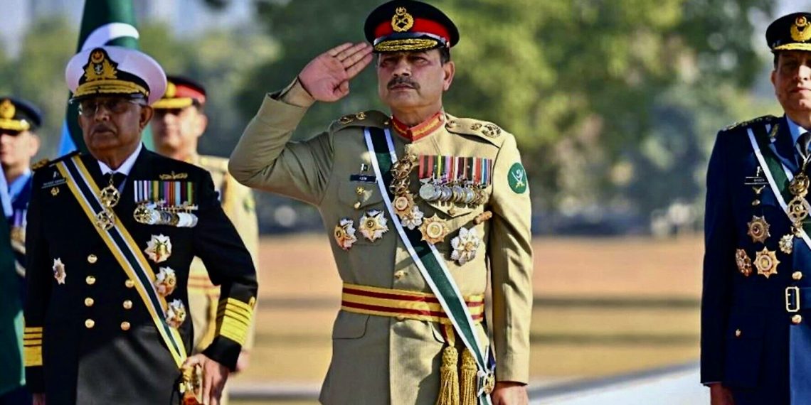 Pakistan army chief arrives in Iran for new mediation push