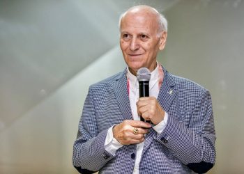 Shalva Amonashvili: If you don’t love children, don’t go to school