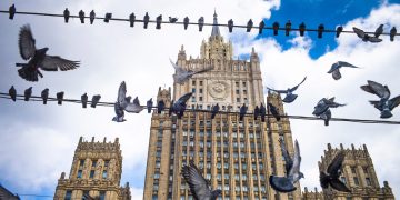 Seven days of Russian diplomacy and economy: Russia manoeuvres between sanctions, the Middle East and reorientation to Asia