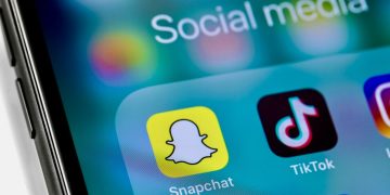 TikTok entertains teens but harms sleep, while Snapchat strengthens friendships — Pew Research Center
