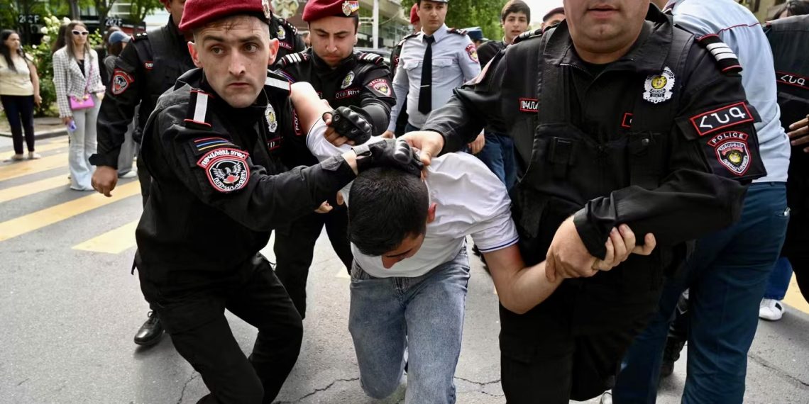 Parliamentary elections in Armenia: repression, insults to the opposition and a new constitution ‘for Baku’