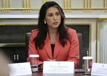 Tulsi Gabbard resigns as US intelligence chief