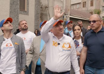 Pashinyan turns to repression and insults against refugees: Armenia two weeks before elections
