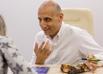 “Restrictions Alone Are Not Enough — Children Need to Be Engaged”: Paata Amonashvili on Meaningful Alternatives to Gadgets