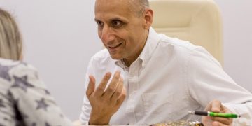 “Restrictions Alone Are Not Enough — Children Need to Be Engaged”: Paata Amonashvili on Meaningful Alternatives to Gadgets