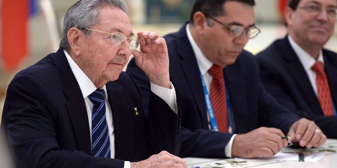 Moscow defends Raul Castro: Kremlin calls US charges a “fabrication”