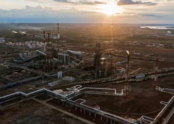 EU May Freeze Price Cap on Russian Oil