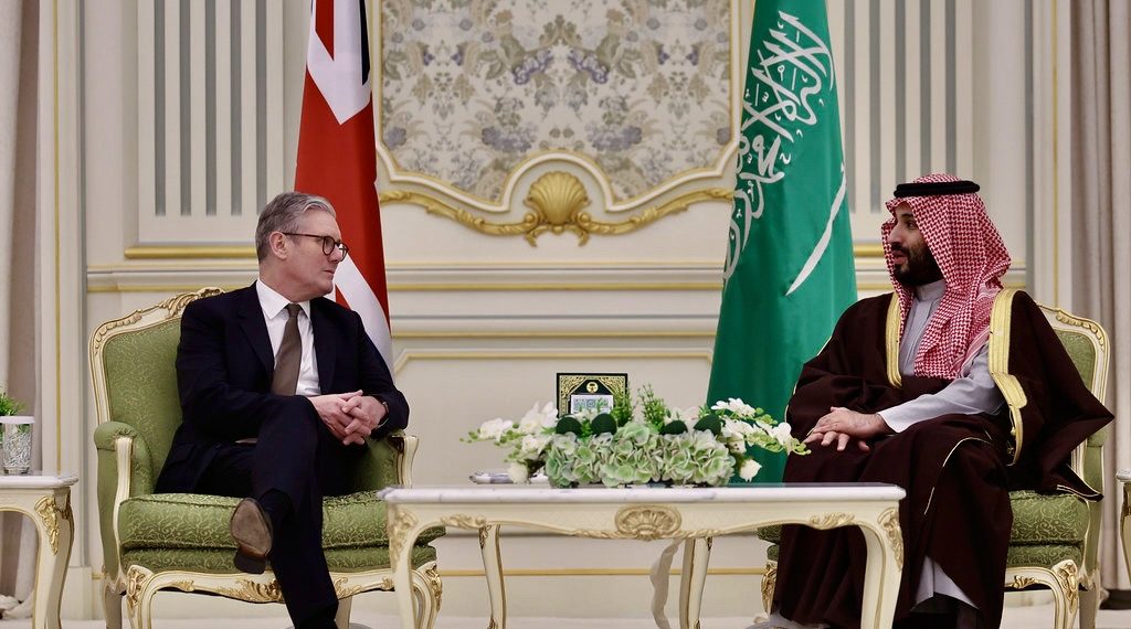 Britain signs largest trade deal with Arab monarchies