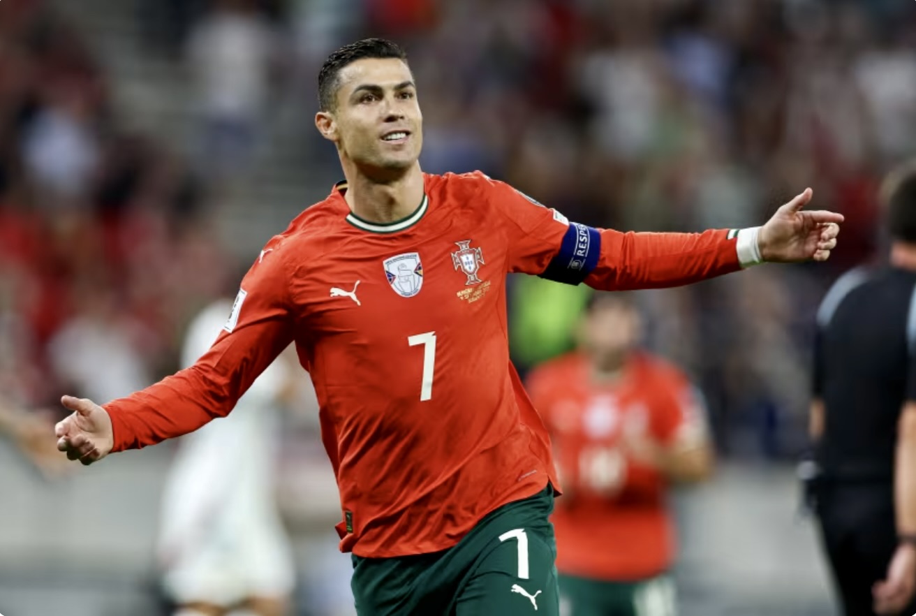 Ronaldo Becomes First Player in History to Score in Six World Cups