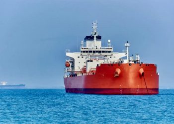 France intercepts Russian “shadow fleet” tanker in Atlantic