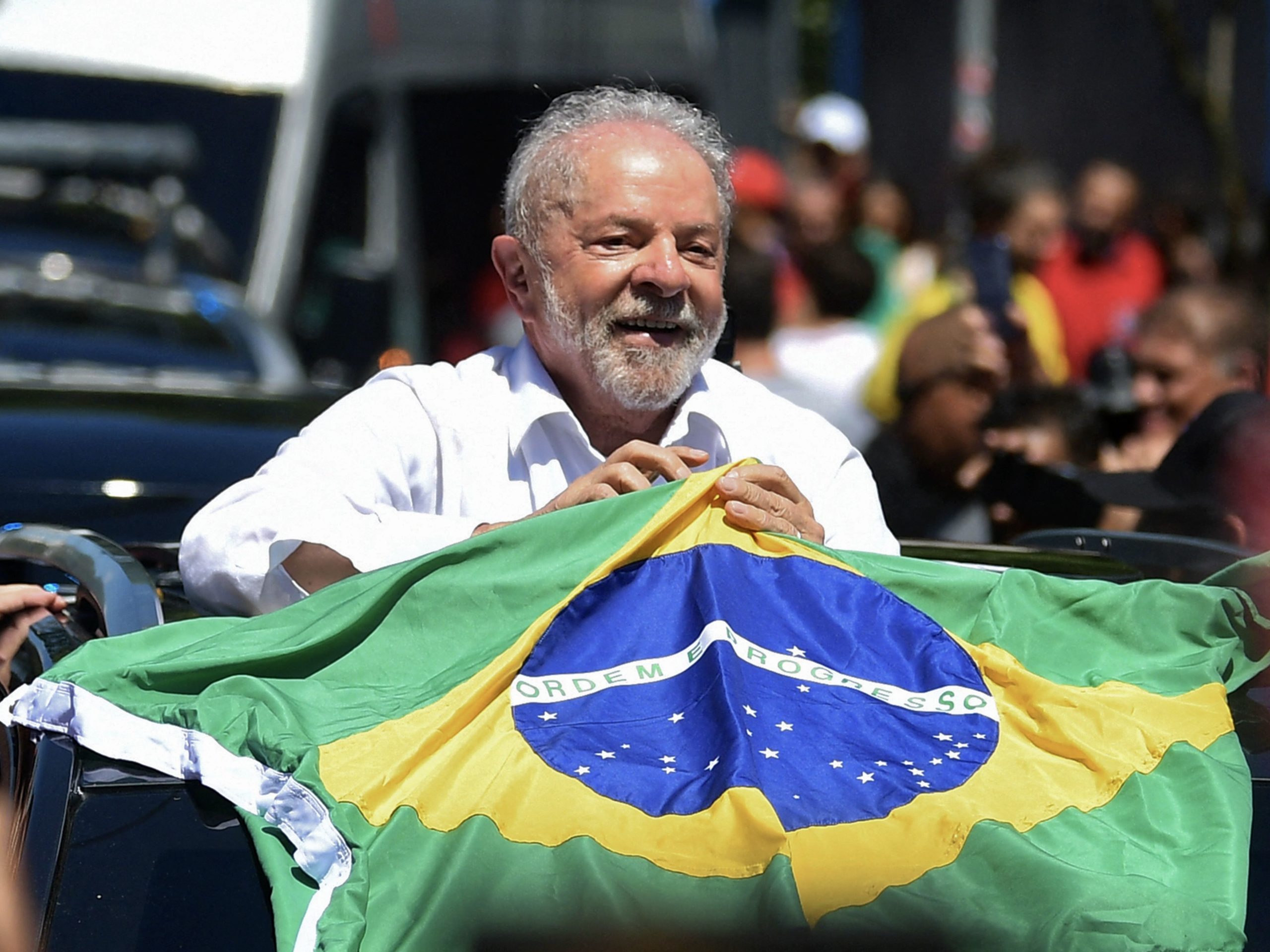Brazil Elections: Lula da Silva Pulls Ahead, Opposition Fragments