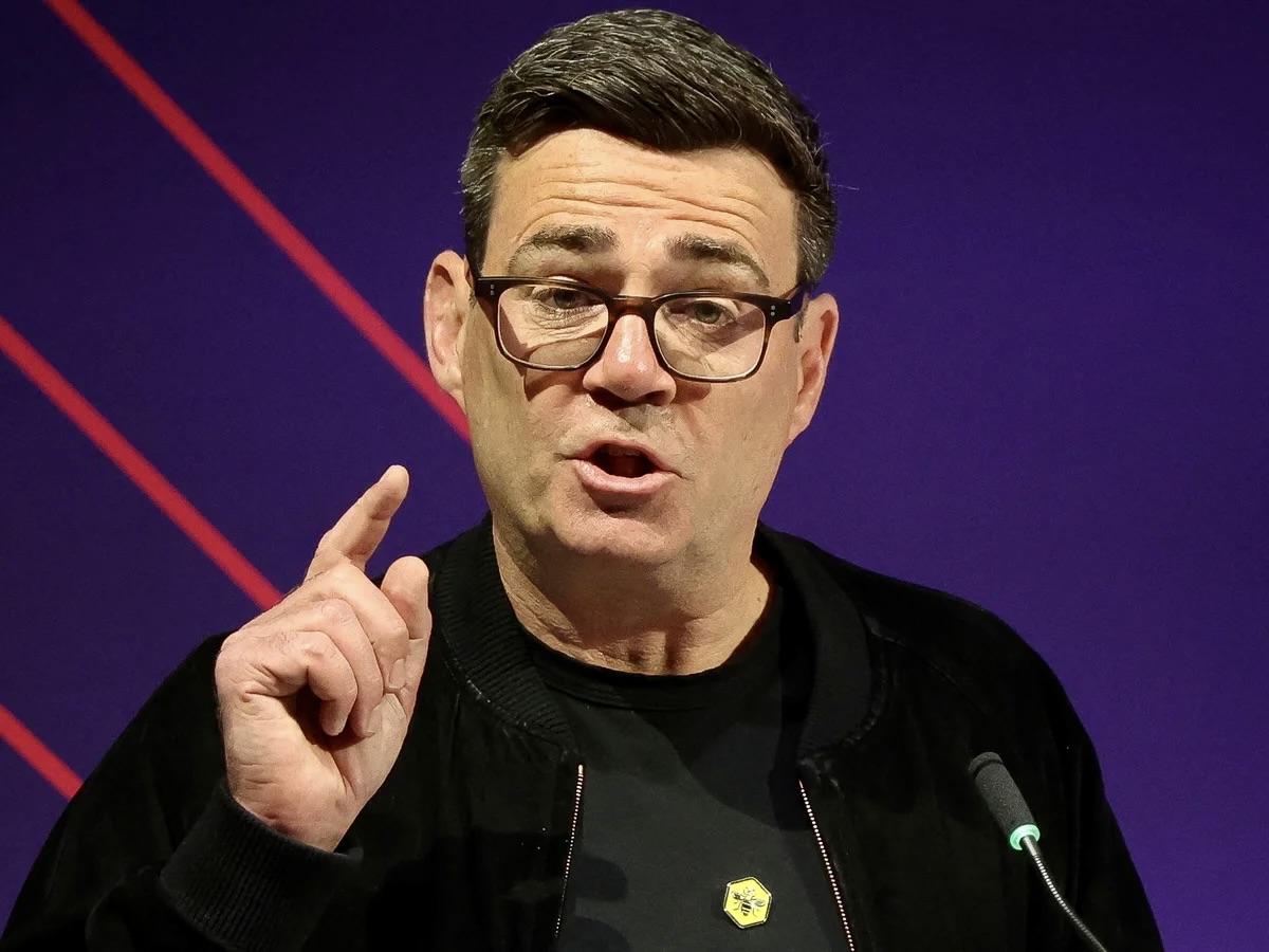 Burnham vs. Starmer: The Battle for Labour Leadership Becomes Reality