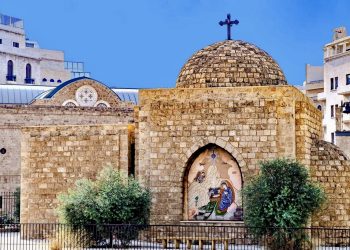 10,000 Christians Refuse to Leave Southern Lebanon Despite Siege and Bombardment