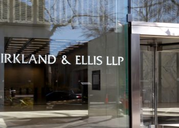 Kirkland & Ellis and Palantir Create AI Platform for Capital Raising