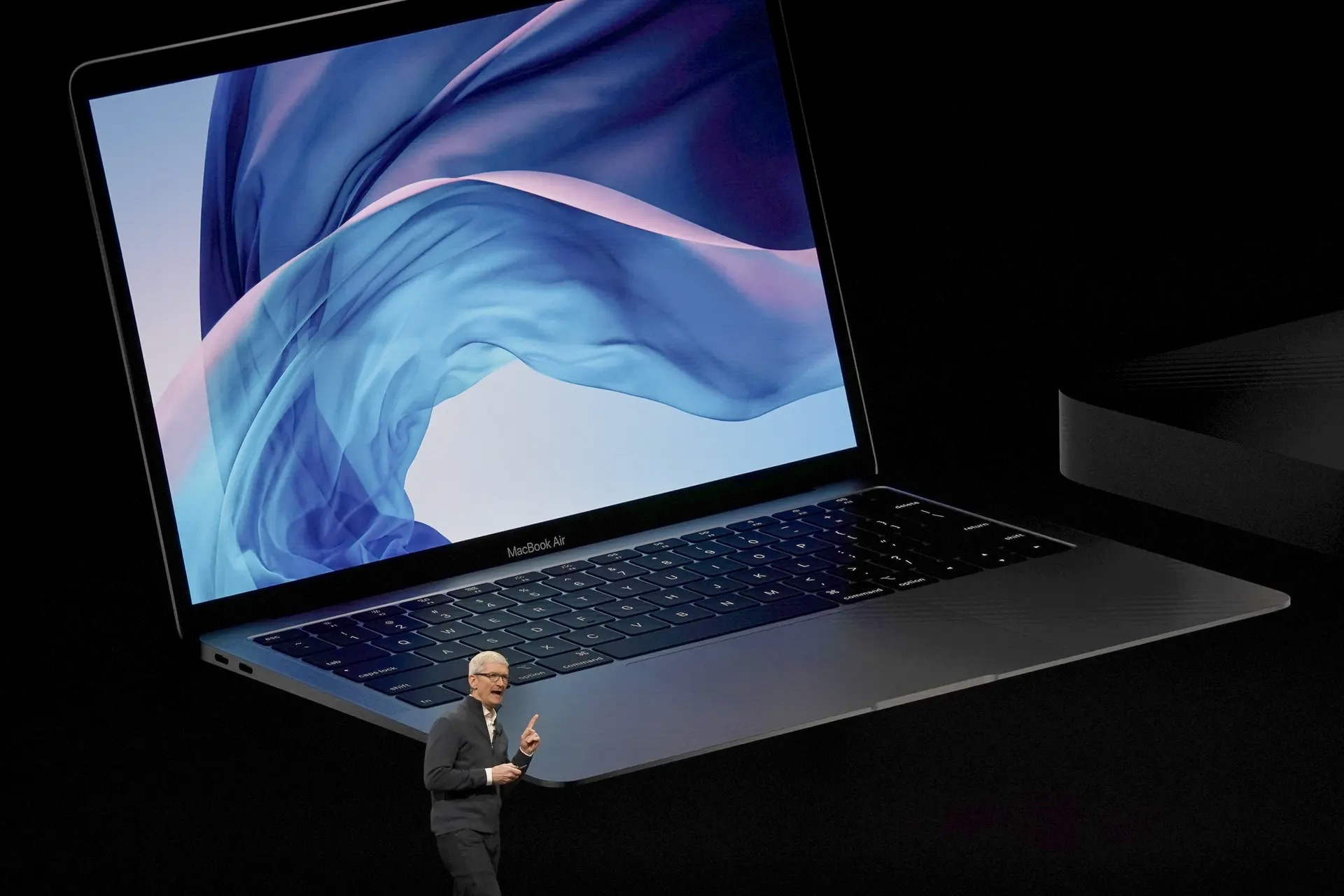 Apple Raises Prices on MacBooks and iPads Due to Memory Chip Shortage