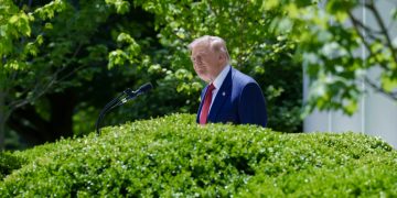 “I’m in Command Here”: Trump Puts Netanyahu in His Place Over Iran Deal